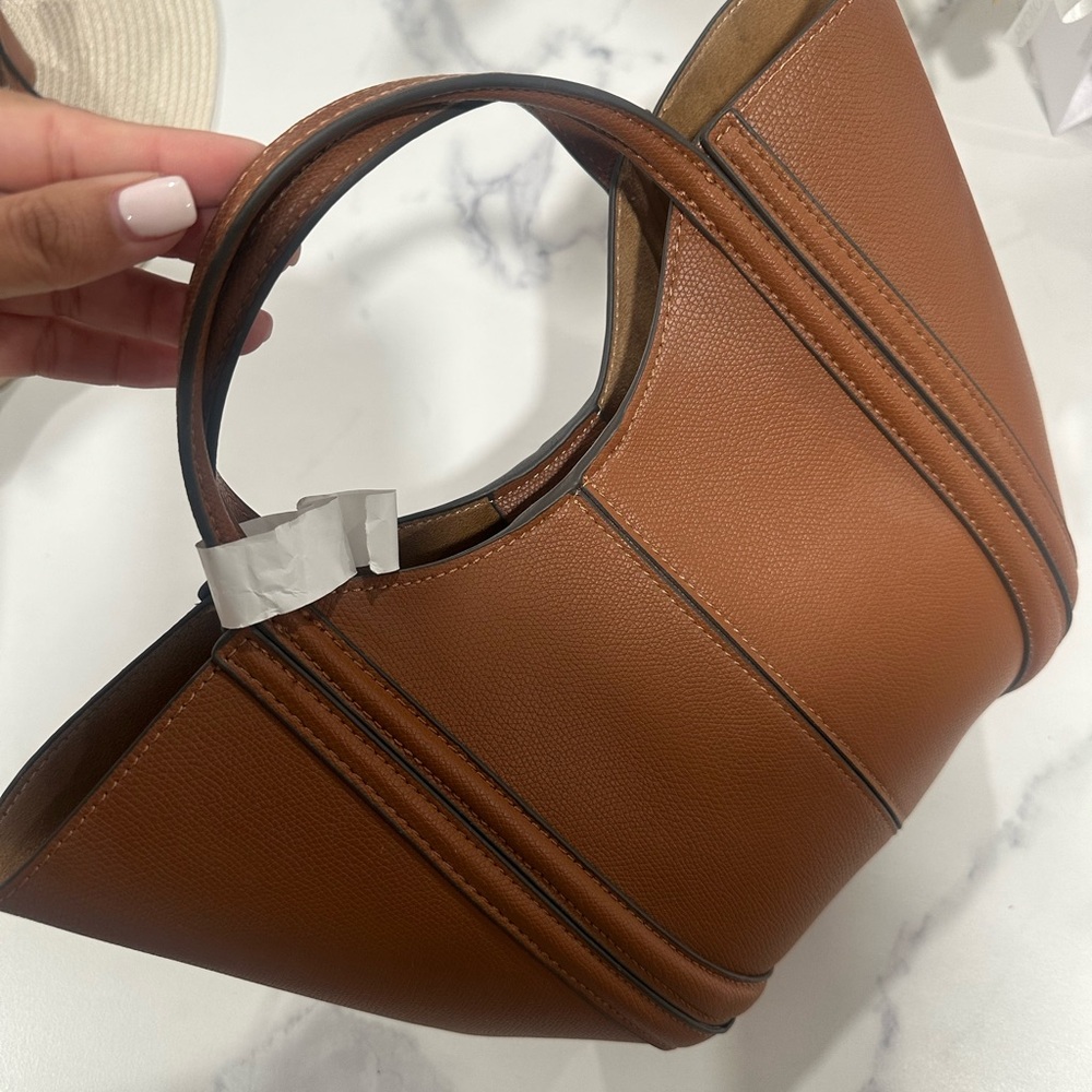 Zara Brown Leather hand bag complete with straps - Picture 2 of 3